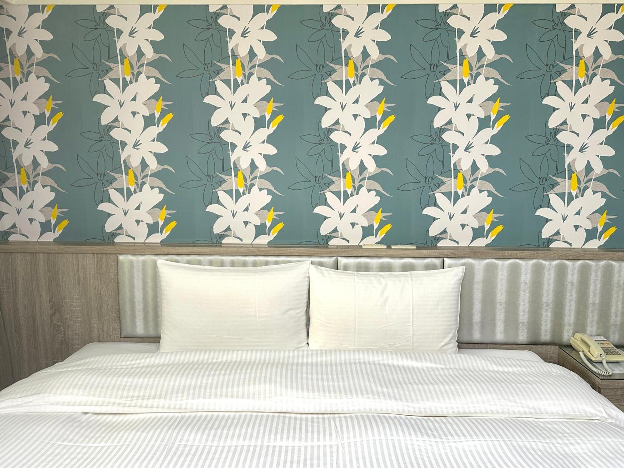 Mei Hotel Тайчжун Номер фото