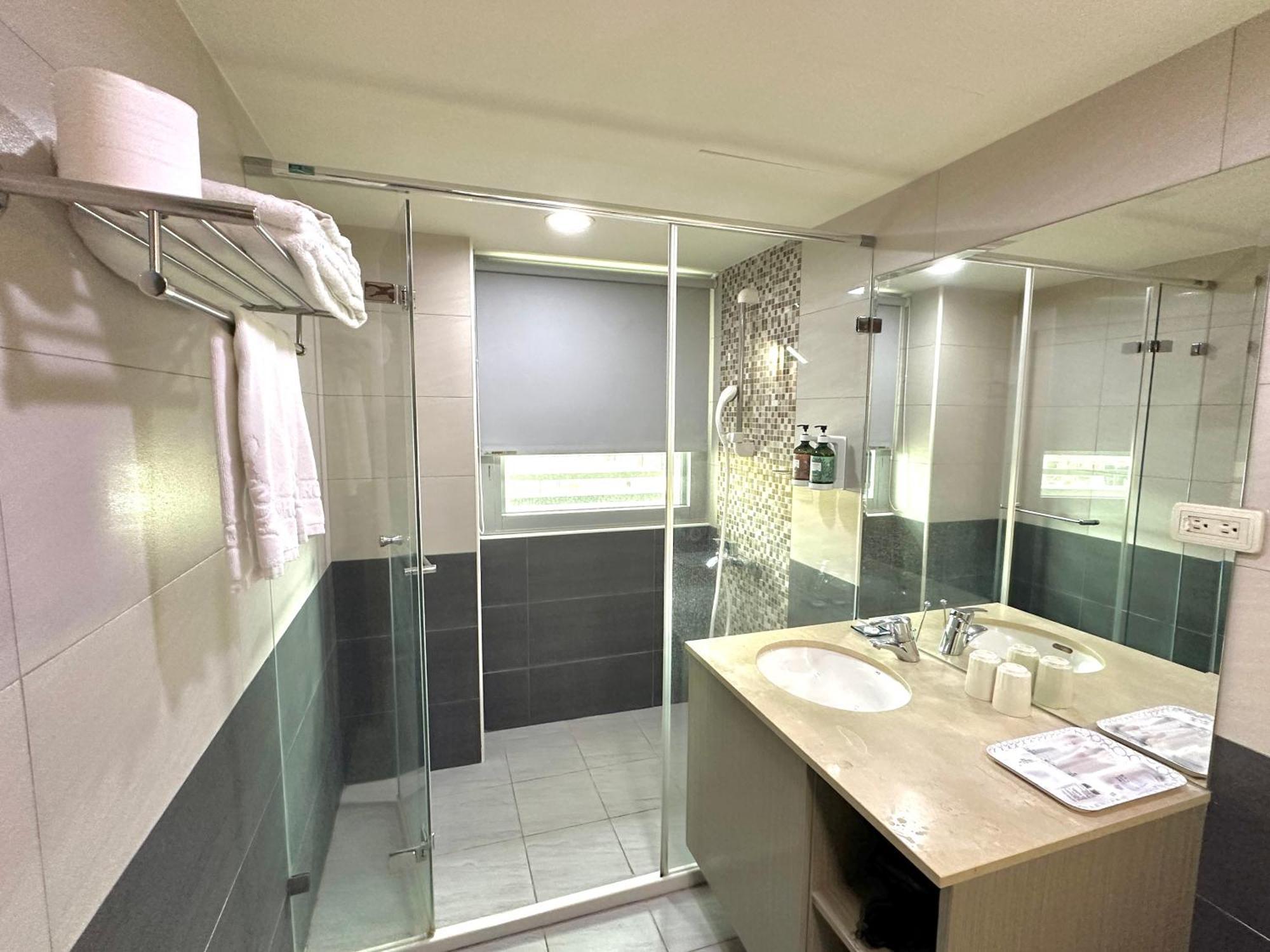 Mei Hotel Тайчжун Екстер'єр фото