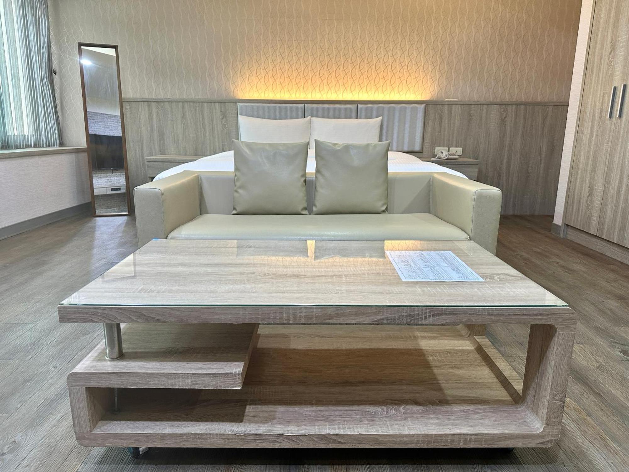 Mei Hotel Тайчжун Екстер'єр фото