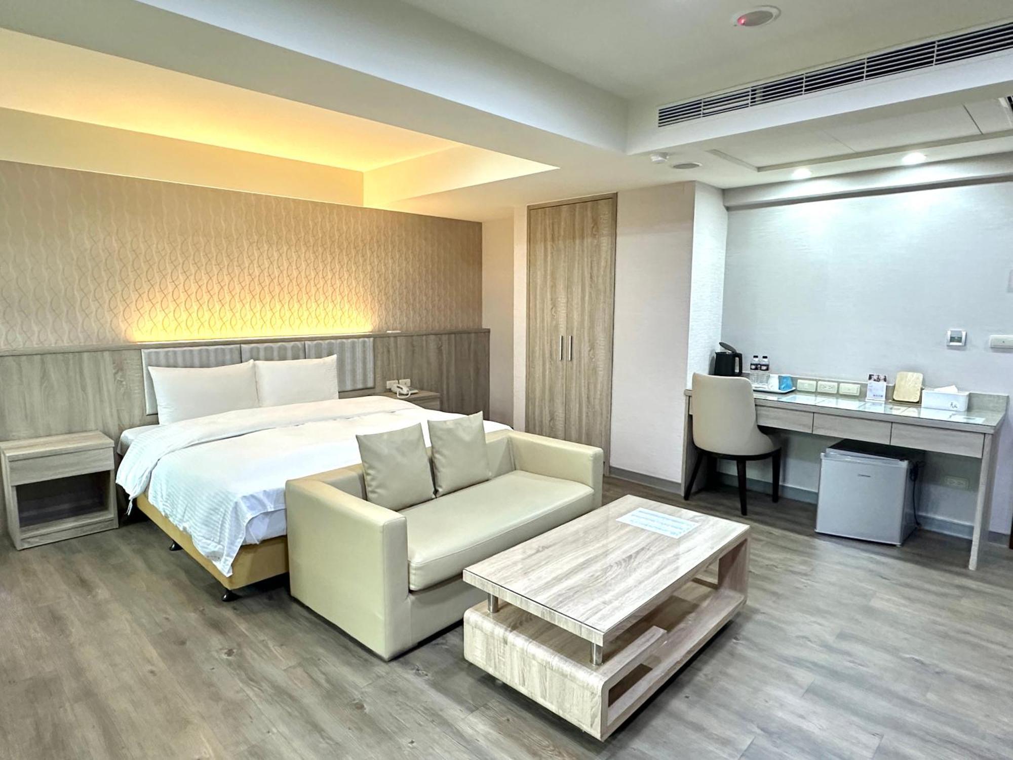 Mei Hotel Тайчжун Екстер'єр фото